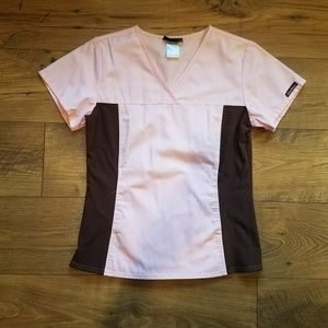Cherokee scrub top